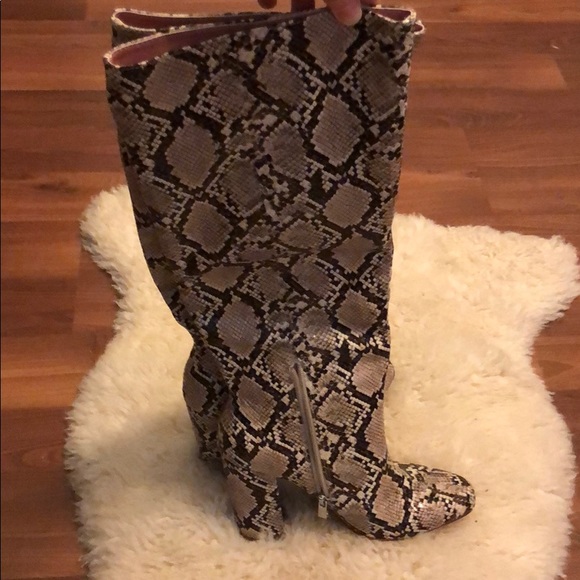 Zara Shoes - Zara snake print boots